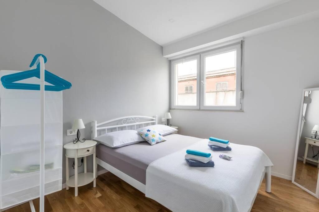 Banana Split Youth Apartment 外观 照片